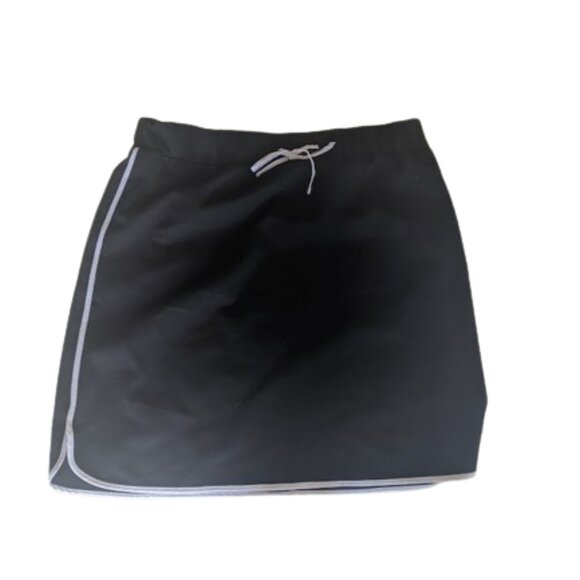 Black Sporty Skirt Size Large --- - Picture 1 of 3